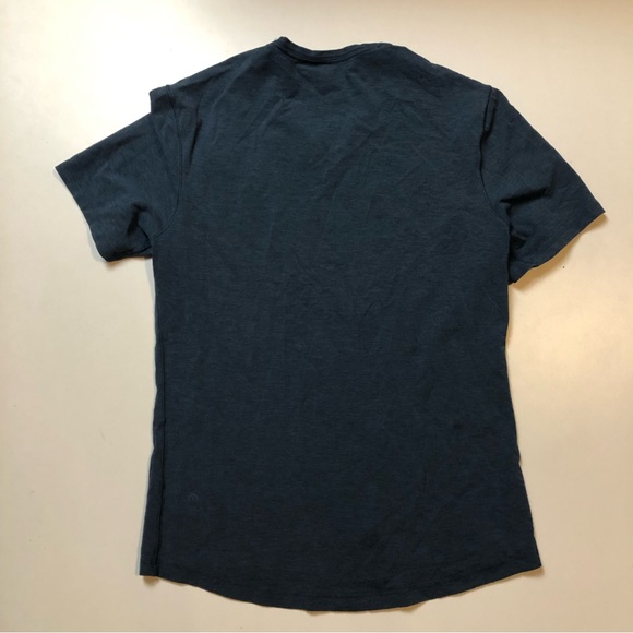 Lululemon Athletica Mens Blue T-shirt Small - Picture 2 of 3